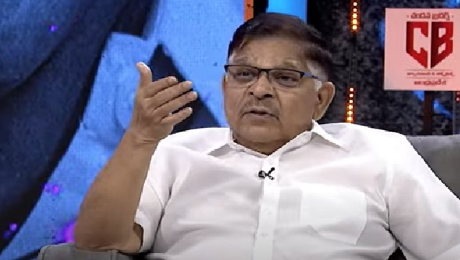 45 ఏళ్ళ వయసులో వున్నా అల్లు అరవింద్ ని కొట్టిన తండ్రి అల్లు రామలింగయ్య!