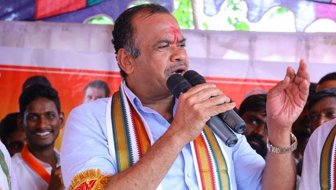 ఇదేందయ్యా.. కోమటిరెడ్డి వెంకట్ రెడ్డీ..!