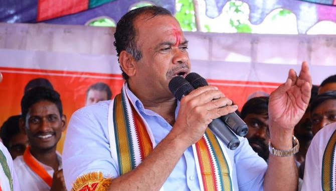 కొమటిరెడ్డి వెంకట్ రెడ్డిపై కాంగ్రెస్ హైకమాండ్ సీరియస్..! వేటు ఖాయం..?
