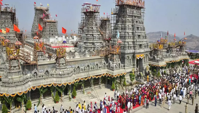 యాదాద్రి ఆలయం మూసివేత