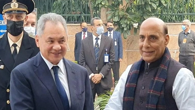 ఉక్రెయిన్, రష్యాలకు కీలక సూచనలు