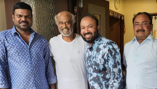 లైకా  ప్రొడక్షన్స్ లో ఏకంగా ఒకే సారి రెండు సినిమాలు చేస్తున్న తలైవా!