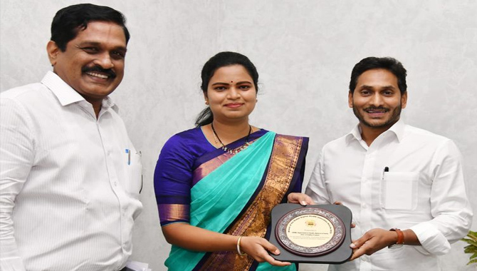 డిజిటల్‌ హెల్త్‌లో ఆంధ్రప్రదేశ్‌ ప్రభుత్వానికి రెండు గ్లోబల్‌ అవార్డులు