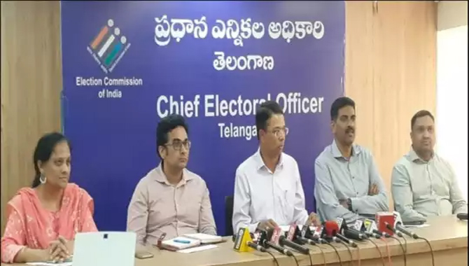 మునుగోడు ఉప ఎన్నిక  పోలింగ్‌కు ఏర్పాట్లు పూర్తి  : సీఈవో