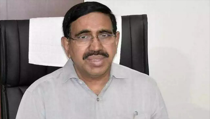 మాజీ మంత్రి నారాయణకు  షాక్