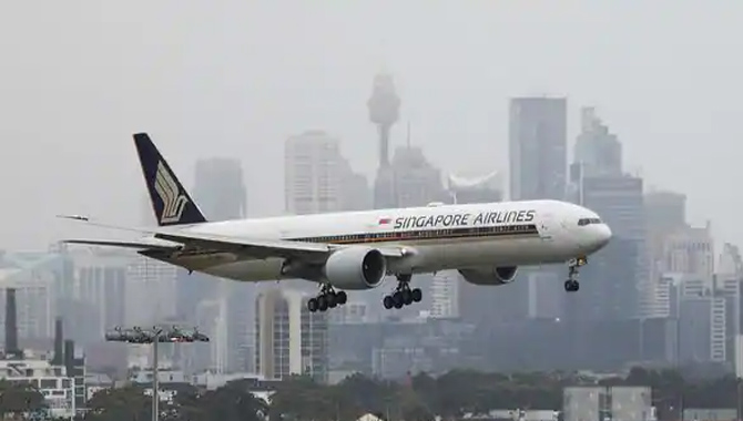 హైదరాబాద్ నుంచి సింగపూర్ కు వైడ్ బాడీ సర్వీసులు