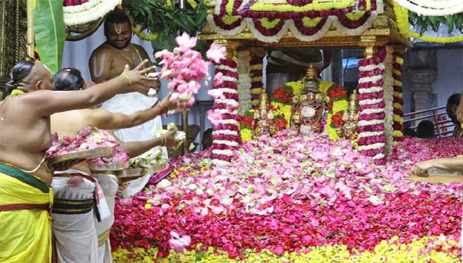 వైభవంగా శ్రీవారి పుష్పయాగం