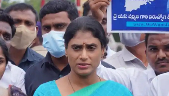 కేసీఆర్ ఇచ్చిన ఒక్క హామీ అయినా నెరవేరిందా?