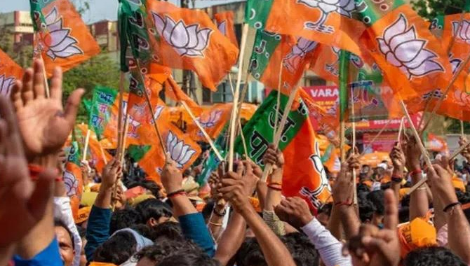 హిమాచల్ లో మళ్లీ కమలానికే పట్టం.. ఒపీనియన్ పోల్స్ ఏం చెప్పాయంటే?