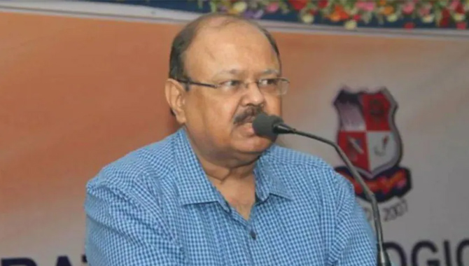 బీజేపీకి మాజీ మంత్రి షాక్ !