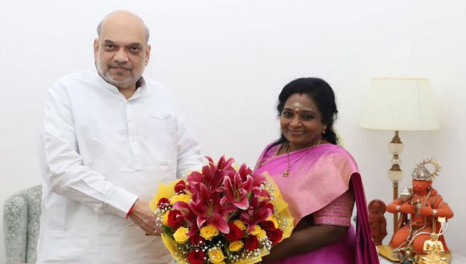 కేంద్ర హోం మంత్రి అమిత్ షాతో గవర్నర్ తమిళిసై  భేటీ