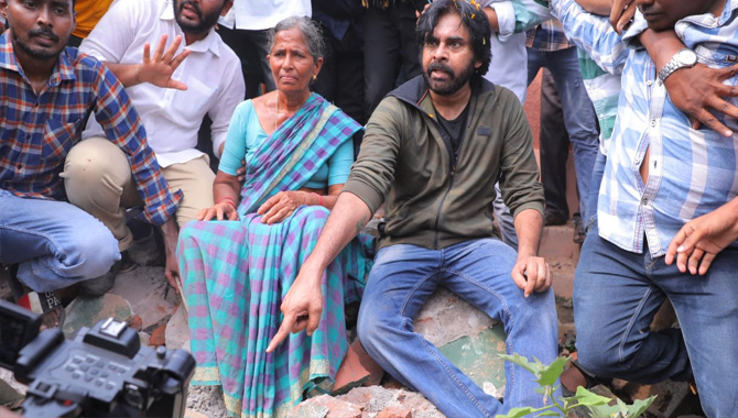 ఆ బాధితులకు రూ.లక్ష  చొప్పున ఆర్థిక సాయం: పవన్