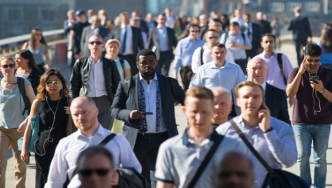 వారిలో భారతీయులే అధికం : బ్రిటన్