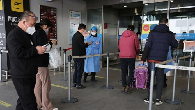 అంతర్జాతీయ విమానాలపై ఆంక్షలు ఎత్తివేత్త : చైనా