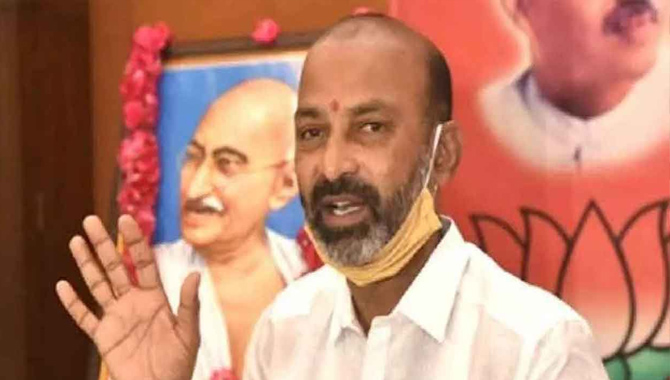 ఎమ్మెల్యేకు ఎర కేసులో జడ్జి నిర్ణయం హర్షనీయం: బండి సంజయ్