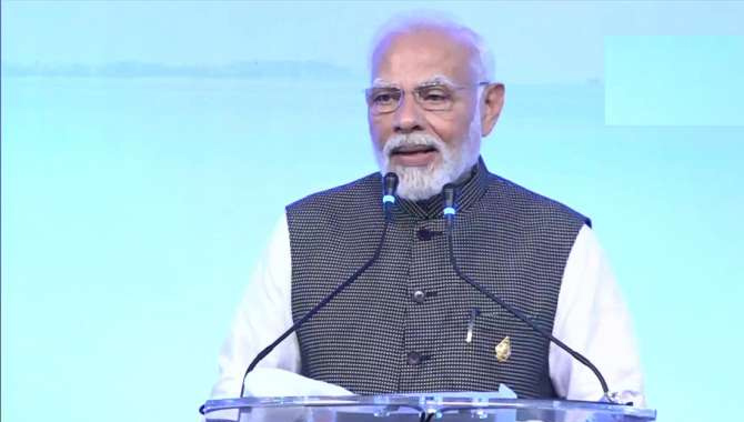 ప్రవాసుల విజయాలు మాకు గర్వకారణం : మోదీ ప్రవాసుల విజయాలు మాకు గర్వకారణం : మోదీ