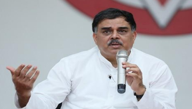 ఆయన గత చరిత్ర ఏమిటో అందరికి తెలుసు : నాదెండ్ల మనోహర్‌