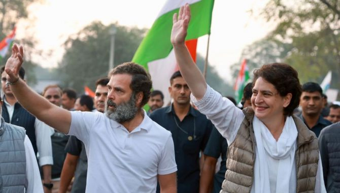 భారత్ జోడో యాత్ర.. జాయిన్ అయిన ప్రియాంక గాంధీ