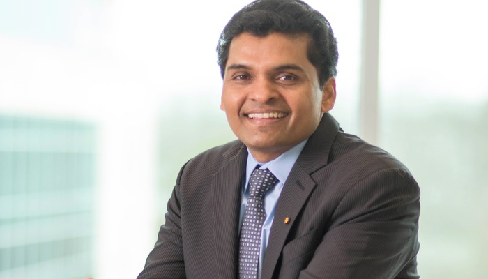 ఎన్నారై సైంటిస్టుకు అరుదైన గౌరవం.. రీజెంట్స్ ప్రొఫెసర్ అవార్డు ప్రదానం