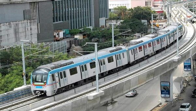 హైదరాబాద్ మెట్రో విస్తరణ… ఎయిర్‌పోర్ట్ వరకు ప్రయాణం