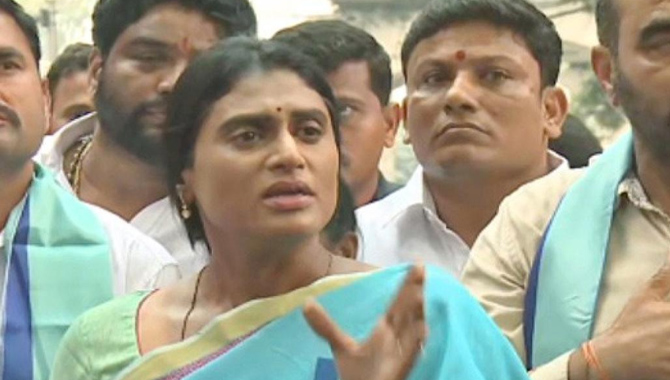 తెలంగాణలో తాలిబన్ల రాజ్యం నడుస్తోంది.. టీఆర్ఎస్‌పై మండిపడ్డ షర్మిల