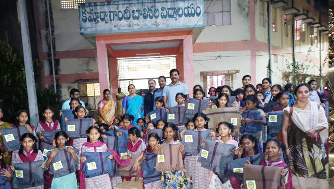 తానా ఆదరణ ఫౌండేషన్ ఆద్వర్యంలో బాలికలకు రగ్గులు పంపిణి