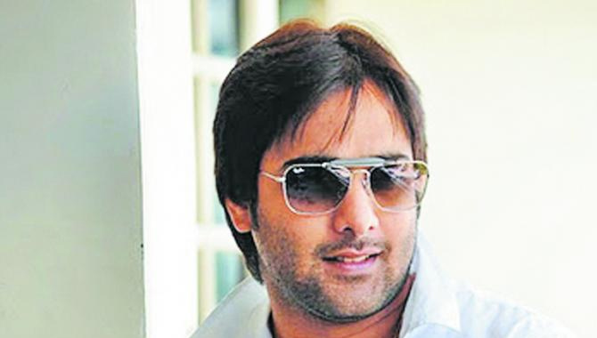 మళ్ళీ వెండితెర పై ఒకప్పటి లవర్ బాయ్…