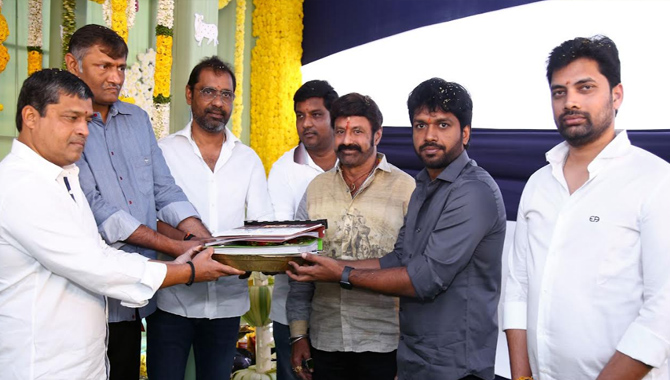 నందమూరి బాలకృష్ణ, అనిల్ రావిపూడి, షైన్ స్క్రీన్స్ #NBK108 గ్రాండ్ గా ప్రారంభం