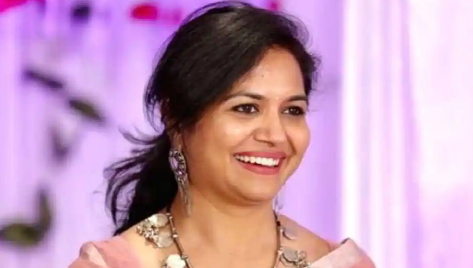 సింగర్ సునీత సినిమాల్లో….