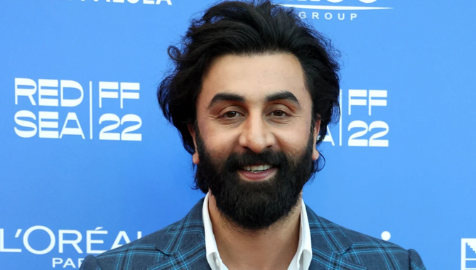 పాకిస్తానీ సినిమాల్లో నటించడానికి ఎలాంటి అభ్యంతరం లేదంటున్న రణబీర్…!