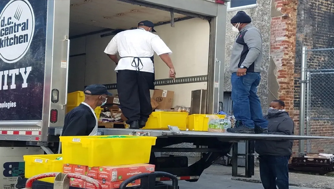 డీసీ కిచెన్‌లో సీఏటీఎస్ సేవాకార్యక్రమం విజయవంతం