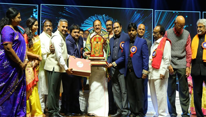 ‘తానా’ వారు తెలుగు కళామతల్లి ముద్దు బిడ్డలను సన్మానించడం ఎంతో అభినందనీయం : వెంకయ్య నాయుడు