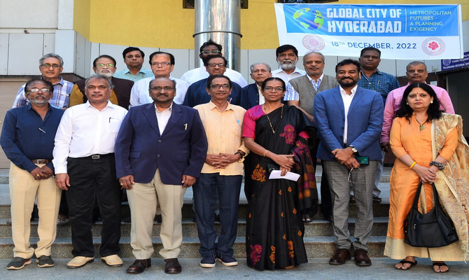 ‘గ్లోబల్ సిటీ ఆఫ్ హైదరాబాద్’పై రౌండ్ టేబుల్ సమావేశం