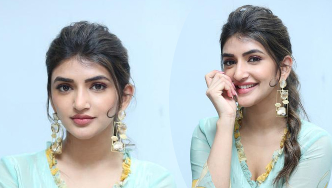 రవితేజ గారితో సినిమా చేయడం నా అదృష్టం. ‘ధమాకా’ హిలేరియస్ ఎంటర్ టైనర్ : శ్రీలీల 