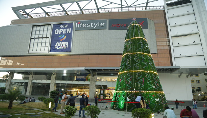 AMR Planet creates twin-cities’ tallest Christmas Tree