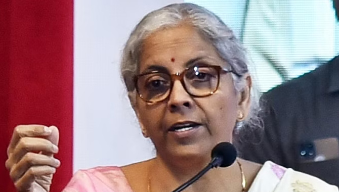 ఎయిమ్స్ లో చేరిన కేంద్ర మంత్రి నిర్మలా సీతారామన్