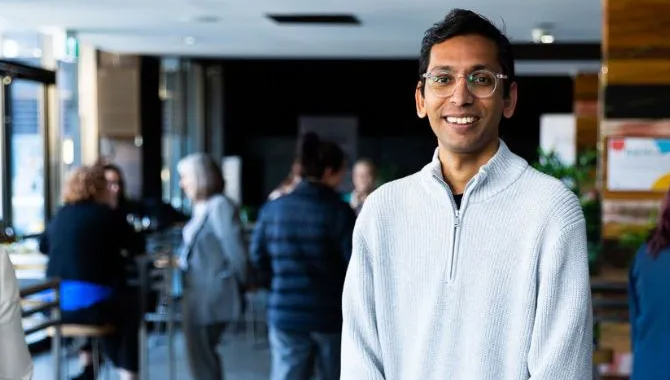 భారత విద్యార్థికి ప్రతిష్టాత్మక అవార్డు