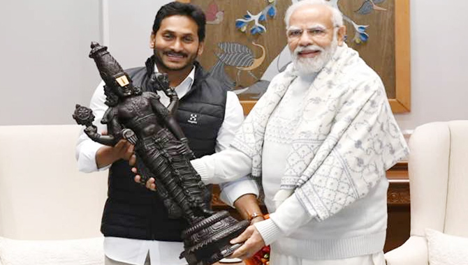 ప్రధాని మోదీతో సీఎం వైఎస్ జగన్ భేటీ