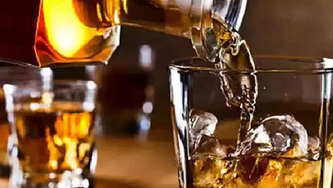 తెలంగాణ ప్రభుత్వం శుభవార్త… రాత్రి ఒంటి గంట వరకు