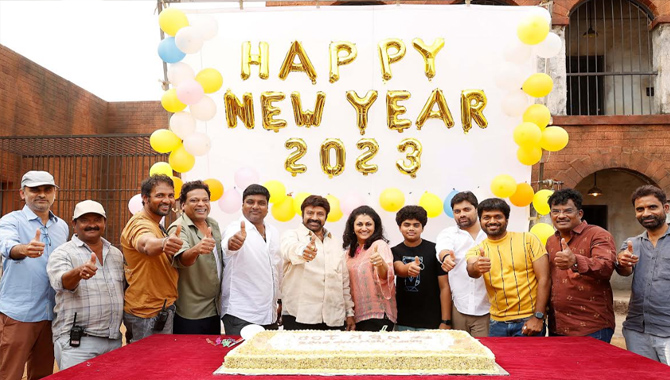 బాలకృష్ణ, అనిల్ రావిపూడి, షైన్ స్క్రీన్స్ #NBK108 మొదటి షెడ్యూల్‌ పూర్తి