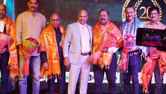 ఘనంగా మూవర్స్ డాట్ కామ్ వార్షికోత్సవ వేడుకలు ఘనంగా మూవర్స్ డాట్ కామ్ వార్షికోత్సవ వేడుకలు