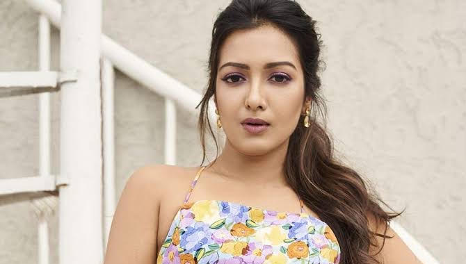 సినిమాలో కేథ‌రిన్ ఉందా? లేదా?