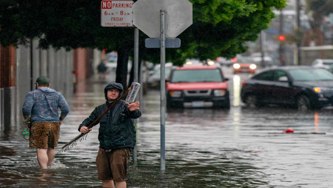 కాలిఫోర్నియాలో బీభత్సం..కొత్త సంవత్సరం ఆరంభంలోనే
