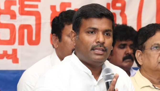 అవసరమైతే నేనే ఆ సినిమాకు ప్రొడక్షన్ చేస్తా  : మంత్రి అమర్ నాథ్