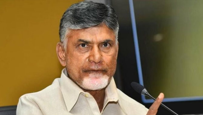 కుప్పం లాఠీఛార్జ్‌పై చంద్రబాబు ఫైర్.. గాయపడిన కార్యకర్తల పరామర్శ
