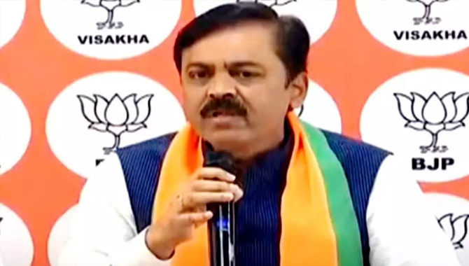 రాష్ట్రానికి ఒకే రాజధాని బీజేపీ విధానం : జీవీఎల్