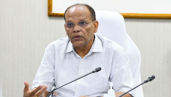 తెలంగాణ సీఎస్ కు హైకోర్టులో ఎదురుదెబ్బ