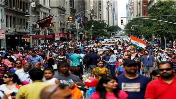 అమెరికాలో భారతీయులే అగ్రస్థానం
