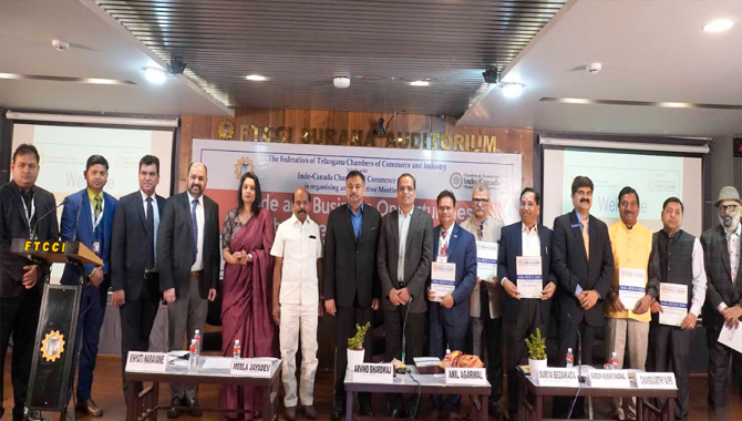 భారతదేశం మరియు కెనడా మధ్య ద్వైపాక్షిక వాణిజ్యం US $ 4 బిలియన్లు, ఇది చాలా తక్కువగా ఉంది మరియు డబుల్ లేదా ట్రిపుల్ చేయడానికి గొప్ప అవకాశం ఉంది: అరవింద్ భరద్వాజ్, ICCC అధ్యక్షుడు, కెనడా భారతదేశం మరియు కెనడా మధ్య ద్వైపాక్షిక వాణిజ్యం US $ 4 బిలియన్లు, ఇది చాలా తక్కువగా ఉంది మరియు డబుల్ లేదా ట్రిపుల్ చేయడానికి గొప్ప అవకాశం ఉంది: అరవింద్ భరద్వాజ్, ICCC అధ్యక్షుడు, కెనడా