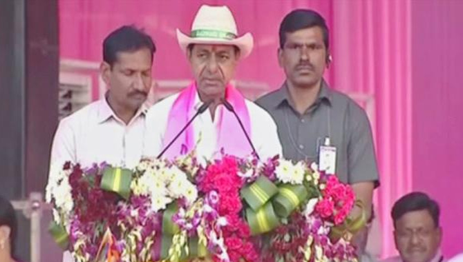 బీఆర్ఎస్ అధికారంలోకి వస్తే.. దేశవ్యాప్తంగా ఉచితం : కేసీఆర్